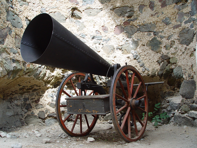 Early hail cannon