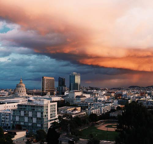 Storm approaching city